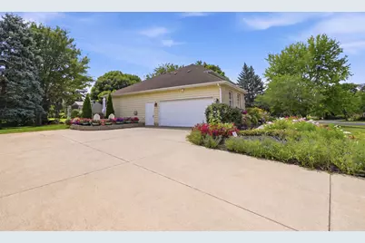 3028 Wedgewood Drive, Dekalb, IL 60115 - Photo 43