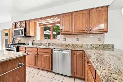 3028 Wedgewood Drive, Dekalb, IL 60115 - Photo 17