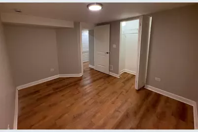 [Address not provided], Chicago, IL 60637 - Photo 5