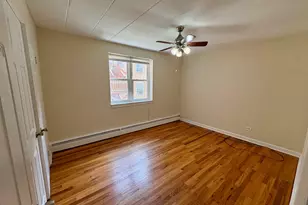 2115 W Farwell Ave, Chicago, IL 60645 - Photo 9