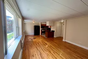2115 W Farwell Ave, Chicago, IL 60645 - Photo 3