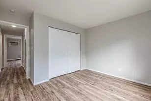 10429 Dearlove Rd, Glenview, IL 60025 - Photo 11