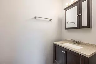 10429 Dearlove Rd, Glenview, IL 60025 - Photo 15