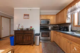 6644 W 65th St, Chicago, IL 60638 - Photo 9