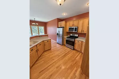 635 Nathan Lattin Lane, Sycamore, IL 60178 - Photo 9