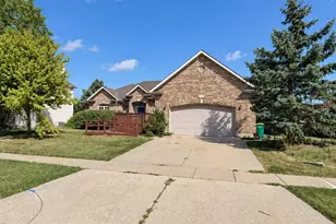 635 Nathan Lattin Ln, Sycamore, IL 60178 - Photo 1