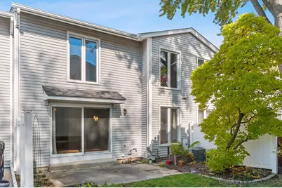 527 Winston Lane #527, Deerfield, IL 60015 - Photo 13