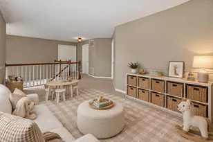 [Address not provided], Hoffman Estates, IL 60010 - Photo 17