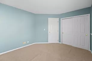 [Address not provided], Hoffman Estates, IL 60010 - Photo 19