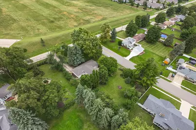 333 Bethany Road, Sycamore, IL 60178 - Photo 3