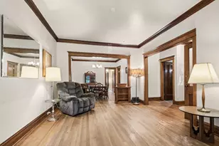 4318 N Sawyer Ave, Chicago, IL 60618 - Photo 5