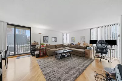 70 W Huron Street #502, Chicago, IL 60654 - Photo 23