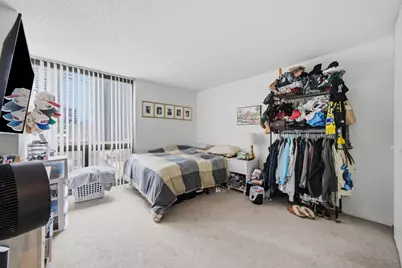 70 W Huron Street #502, Chicago, IL 60654 - Photo 9