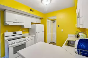 708 Shaw Ct, Schaumburg, IL 60194 - Photo 9