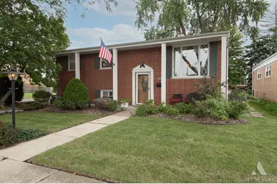9313 Parkside Avenue, Oak Lawn, IL 60453 - Photo 3