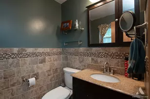 9313 Parkside Ave, Oak Lawn, IL 60453 - Photo 23