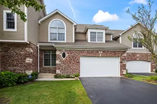1296 S Falcon Dr, Palatine, IL 60067 - Photo 1