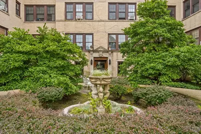 906 Greenwood Street #3E, Evanston, IL 60201 - Photo 3