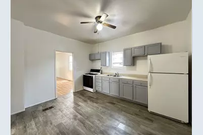 1722 N Kimball Avenue #2, Chicago, IL 60647 - Photo 3