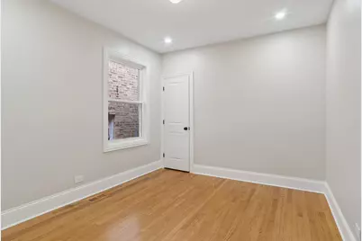 4533 N Karlov Avenue, Chicago, IL 60630 - Photo 7