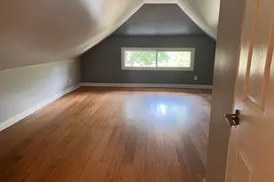 8340 S Paxton Ave, Chicago, IL 60617 - Photo 13