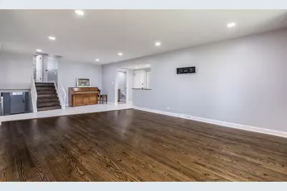 7851 W Church Street W, Morton Grove, IL 60053 - Photo 5