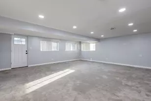 7851 W Church Street W, Morton Grove, IL 60053 - Photo 25