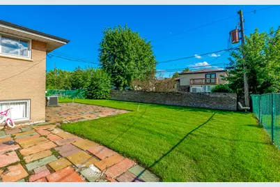 7851 W Church Street W, Morton Grove, IL 60053 - Photo 33