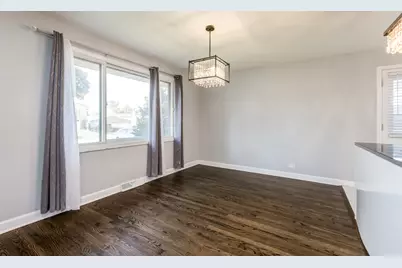 7851 W Church Street W, Morton Grove, IL 60053 - Photo 7