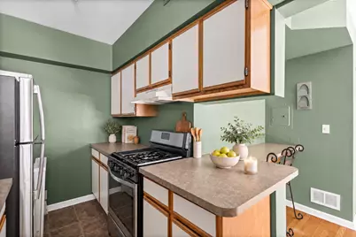34 S 6th Avenue #2K, La Grange, IL 60525 - Photo 7