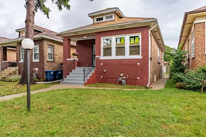 2105 S 7th Avenue, Maywood, IL 60153 - Photo 1