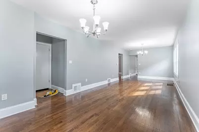 2105 S 7th Avenue, Maywood, IL 60153 - Photo 5
