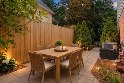 6925 N Ravenswood Avenue, Chicago, IL 60626 - Photo 23