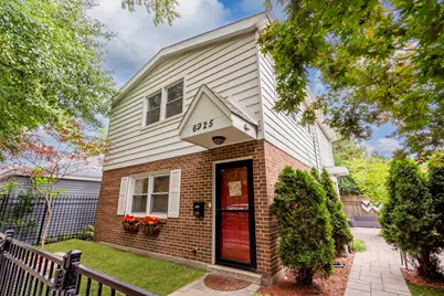 6925 N Ravenswood Avenue, Chicago, IL 60626 - Photo 1