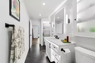 195 N Harbor Dr, Chicago, IL 60601 - Photo 29