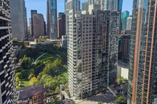 195 N Harbor Dr, Chicago, IL 60601 - Photo 35