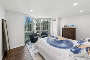 195 N Harbor Dr, Chicago, IL 60601 - Photo 25
