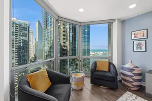 195 N Harbor Dr, Chicago, IL 60601 - Photo 31
