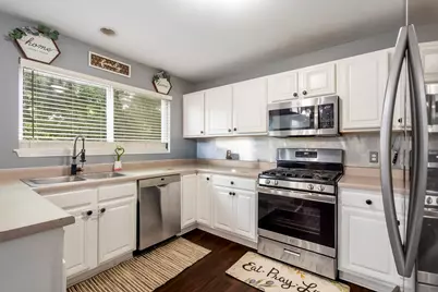 1739 Hickory Park Lane, Aurora, IL 60504 - Photo 5