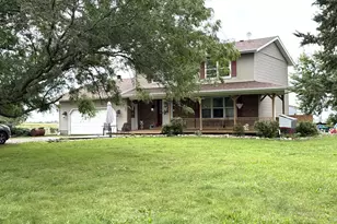 13384 E 10500 Road N, Grant Park, IL 60940 - Photo 1