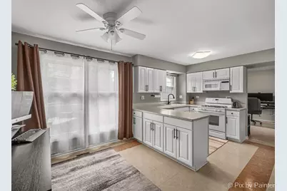 556 Westminster Place, Mundelein, IL 60060 - Photo 9