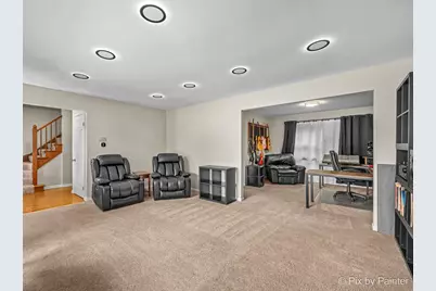 556 Westminster Place, Mundelein, IL 60060 - Photo 5