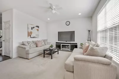 103 Chesterton Drive, Volo, IL 60020 - Photo 7