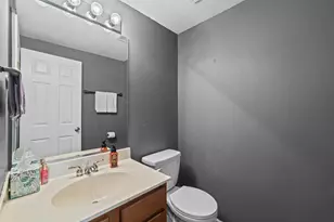 1317 New Haven Dr, Cary, IL 60013 - Photo 13