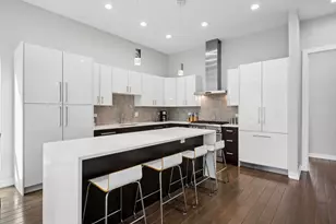 [Address not provided], Chicago, IL 60622 - Photo 11