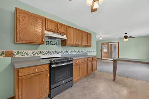 105 S Main St, Seneca, IL 61360 - Photo 17