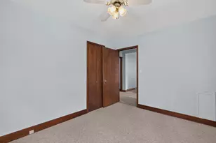105 S Main St, Seneca, IL 61360 - Photo 11