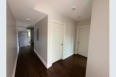 1025 S Austin Boulevard #2N, Chicago, IL 60644 - Photo 5