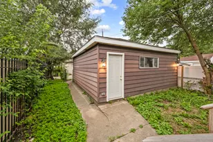 8322 S Aberdeen St, Chicago, IL 60620 - Photo 23