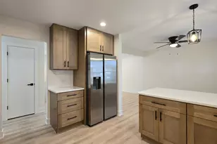 7535 162nd St, Tinley Park, IL 60477 - Photo 9